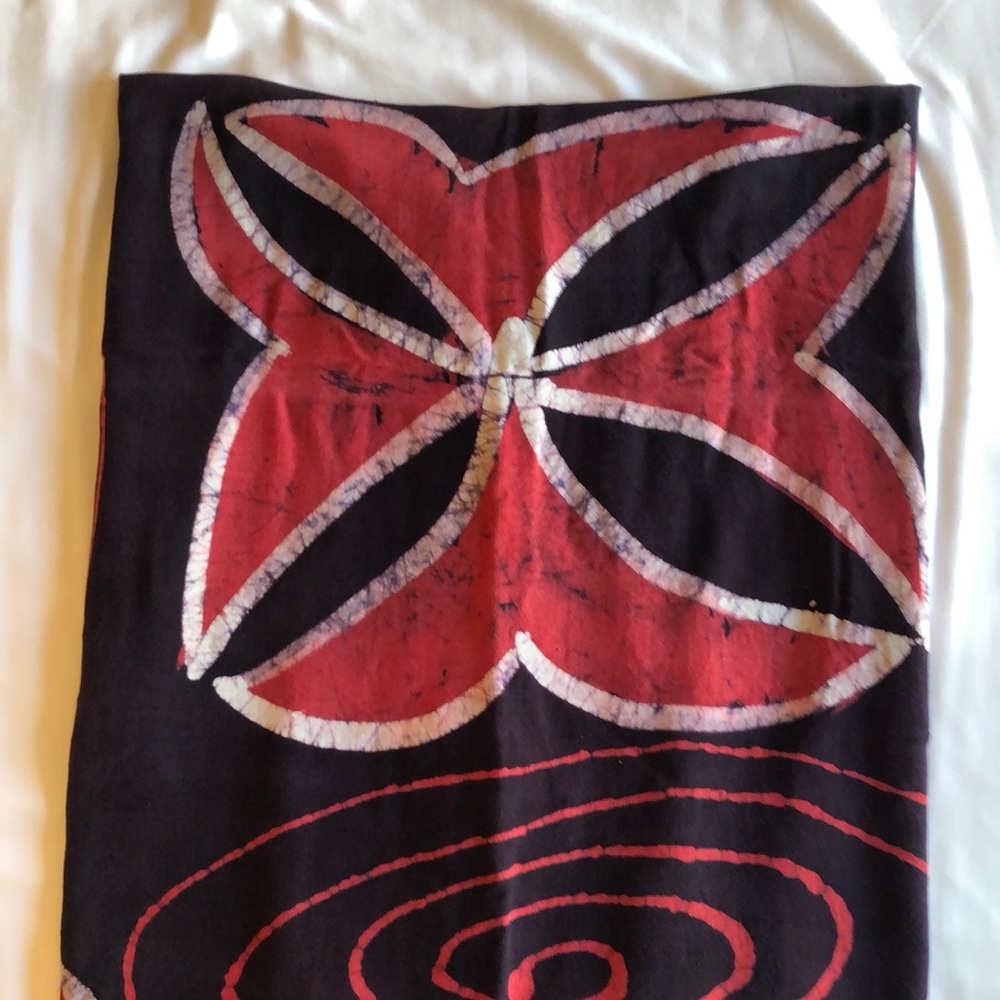 Beachy Sarong - Picture 2 of 3